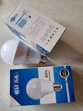 Лампа з аккумулятором, LED 12 W 2 години без світла Заощаджуєм 80% Оригінал акумулятора лампа фото